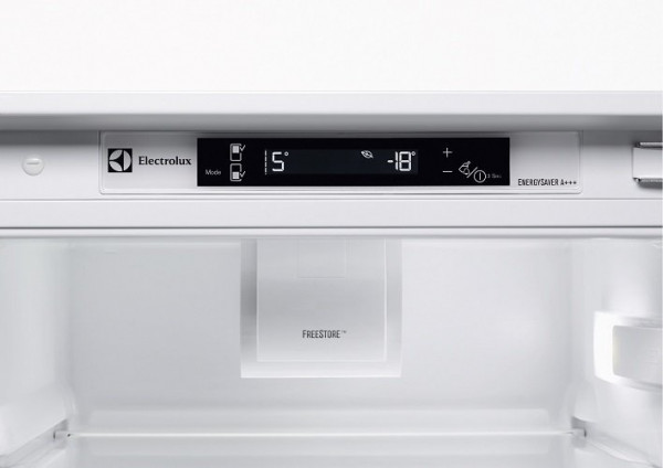 Холодильник с морозильной камерой Electrolux ENG2693AOW