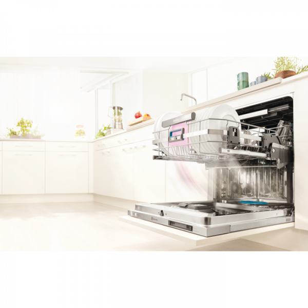 Посудомоечная машина Electrolux ESL97845RA