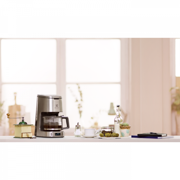 Кофемашина Electrolux EKF7800