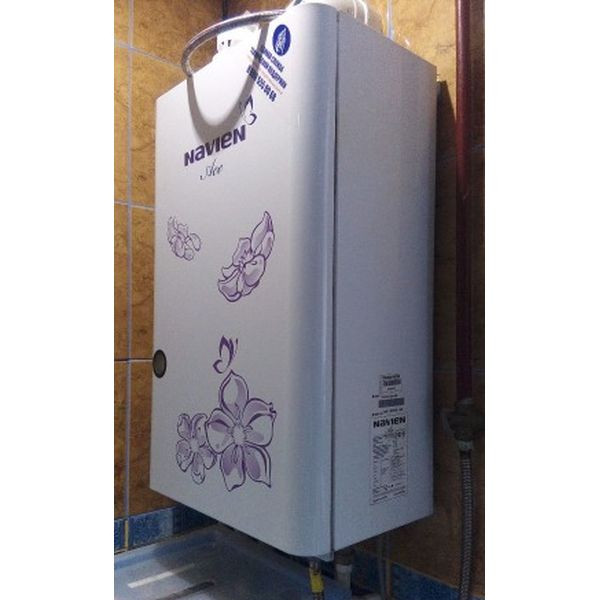 Navien Ace-13K Turbo White с цветком, Газовый настенный котёл Навиен