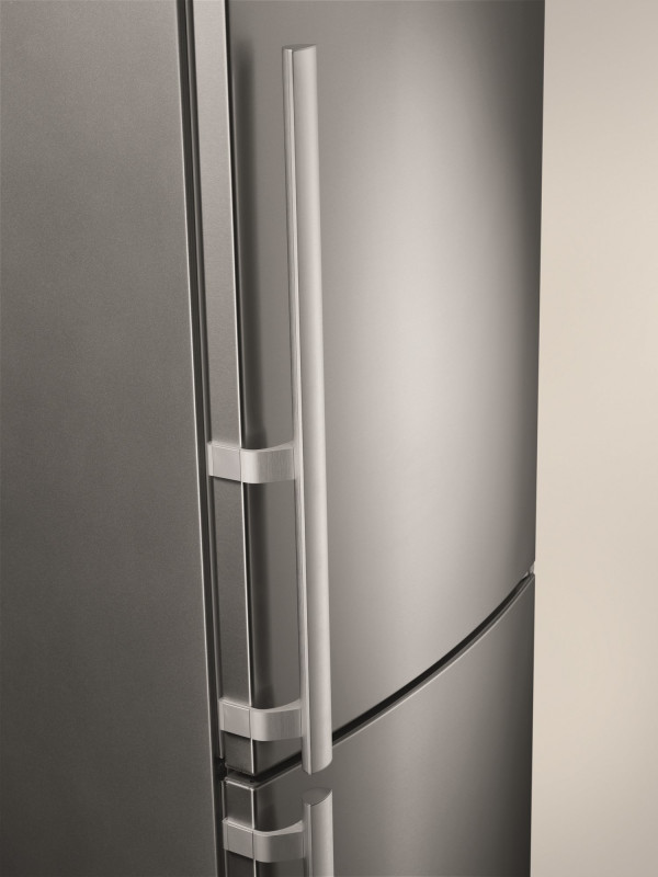Холодильник Electrolux EN3489MFX