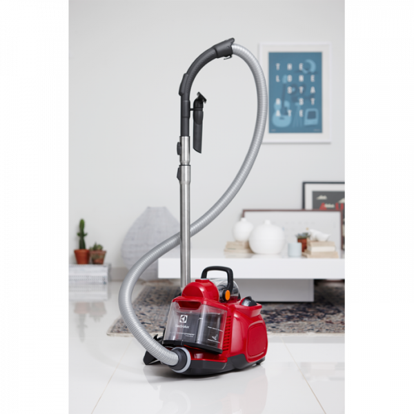 Безмешковый пылесос Electrolux ZSPC2010
