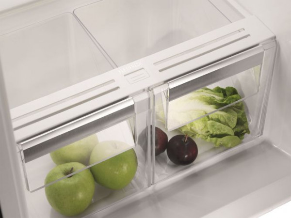 Холодильник Electrolux ERN92001FW