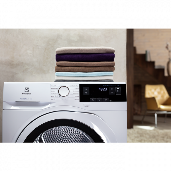 Сушильная машина Electrolux EW8HR359S